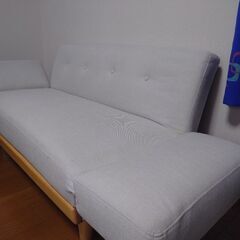 LOWYA　ベッドにもなるソファの画像