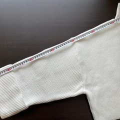 リエンダ　新品未使用タグ付き　白ニット
の画像
