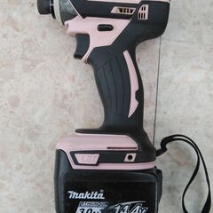 【中古】マキタ　Makita　充電式インパクトドライバ　型番:TD138D 【フライズ佐賀店】の画像