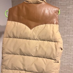 【美品】BEAMS ダウンベスト の画像
