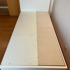 収納付きシングルベッドの画像
