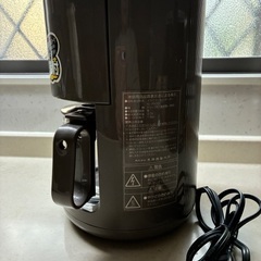 ペーパーフィルターコーヒーメーカーの画像