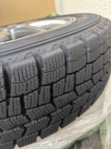 スタッドレスタイヤNBOX