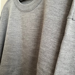 GU ニット XLサイズ グレーの画像