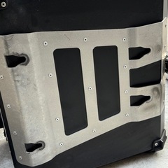 アルミリアボックス 80L バイク用品トップケースの画像