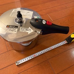 圧力鍋 ドウシシャの画像