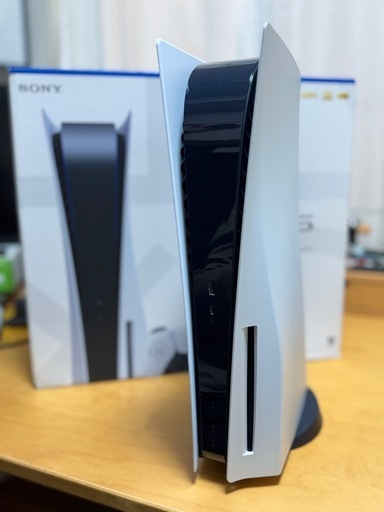 PS5 PlayStation 5 本体（コントローラー2台付き)