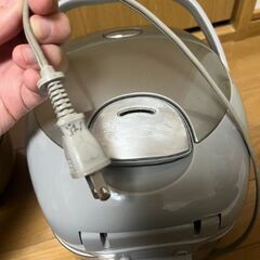 TOSHIBAの炊飯器の画像