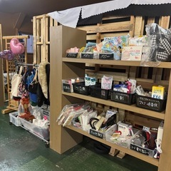 なんでも無料！何点でも無料！子供服、婦人服、紳士服、キッズ用品、食器、キッチングッズ、雑貨、バッグ、靴など！の画像