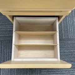 木製サイドキャビネットの画像