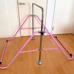 中古 子供 屋内 室内　家庭用 鉄棒 遊具 折りたたみ 高さ調節可能の画像