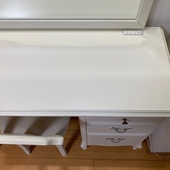 【商談中】ドレッサー（鏡台）の画像