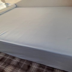 衝立 4連　と　マットレス　無料の画像