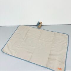 stp-3618　person's for person's　フリース　ブランケット　ベージュ系　毛布　ひざ掛け　膝　熊　防寒　冷え対策　薄手の画像