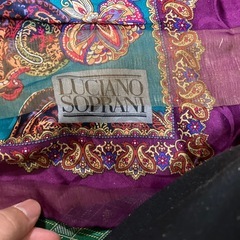 LUCIANO SOPRANIスカーフの画像