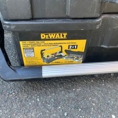 デウォルト　ツールボックスの画像