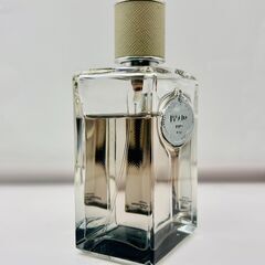 プラダ インフュージョン イリス シダー｜香水の画像