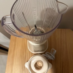 BRUNO ブルーノ　コンパクトブレンダー　ミキサー　の画像