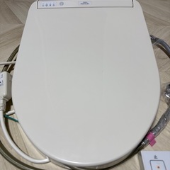 TOTO瞬間式温水便座の画像