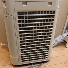 Sharp  空気清浄機の画像