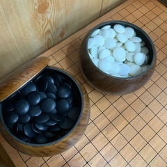 「囲碁好きに！木製碁盤セット✨練習用・入門用にもぴったり」 の画像