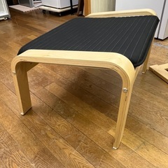 美品✨ IKEA パーソナルチェア POÄNG ポエング  木製 オットマン セットの画像