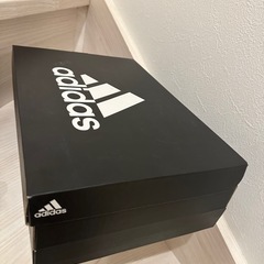 adidas スニーカー26センチの画像
