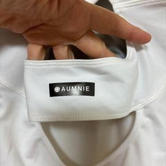 アムニーヨガウエア　タンクトップ　白の画像