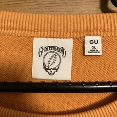 GU トレーナーの画像