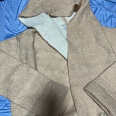 フェイクファー　M　薄いピンク色　羽織り　カーディガン　ファーコートの画像