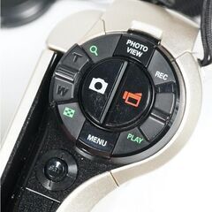 Xact DMX-HD2000 ポケットに入るスリムボディーで広がる新しいムービーライフ　「Ｗｅｂで使えるハイビジョン・デジタルムービーカメラ」の画像