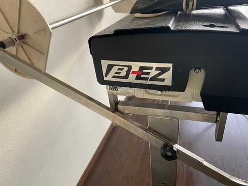福岡市内なら無料にてお届けも可　極東　β-EZ　手動　糊付け機