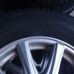 スタッドレスタイヤセットの画像