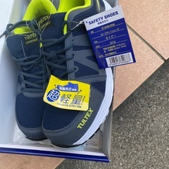 新品未使用　安全靴の画像