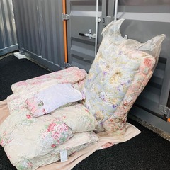 早い者勝ち無人受け渡し　無料　西川敷布団などの画像