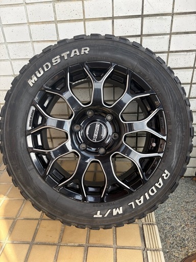 ハイエース　タイヤホイルセット4本組