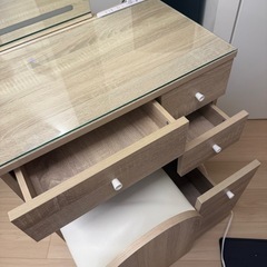 ドレッサーの画像
