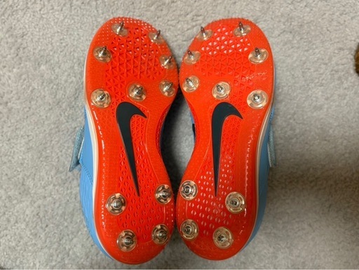 【走り高跳び用】NIKEのスパイクシューズ