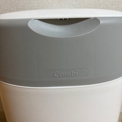 コンビ おむつポット の画像