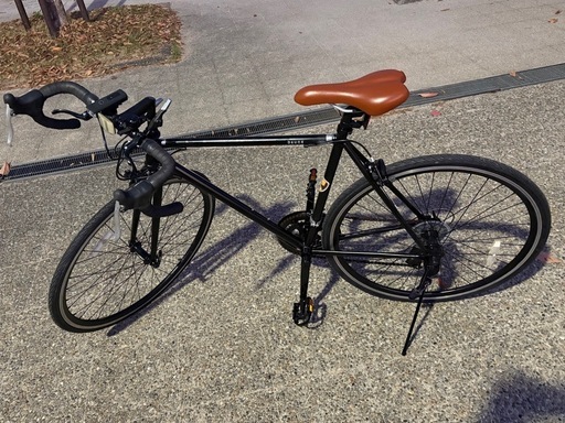 クロスバイク入門用(700c)お引き取りでも？個人実費配達でも？可能です。 ロードバイク入門用(700c)お引き取りor個人配達も可能です。 (イヴ