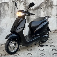 大人気セール‼️驚愕の低走行3700キロ😳安心の高年式😌バッテリー充電済み🔋前後タイヤまだまだ山あり🗻嬉しいオイル交換済み♻️燃費重視＆バイク初心者の方にオススメ🔰ラクラク始動のインジェクション💥AF79 タクト✴の画像