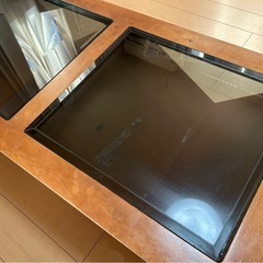 ガラステーブルの画像