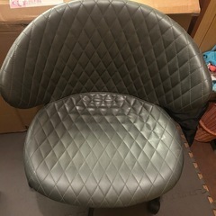 (お引き渡し者決定)ローラつきチェア　グレーの画像