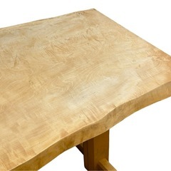 ◯一枚板 栃？ ダイニングテーブル 無垢材 天然木 全長150cm W1500 トチ 杢 4人掛け フルオーダー家具 中古品■ジモティ姫路の画像