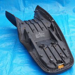 シート　BMW F650GS用　純正ローダウンシートの画像