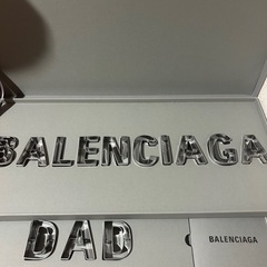 バレンシアガ非売品の画像