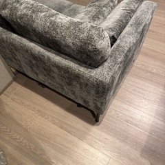 二人掛けソファー　ファブリック　美品　　クッション2個付き　完成品　　オシャレ　モダンの画像