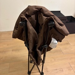 折りたたみ
キャンピングチェアーの画像