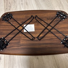 茶色　ブラウン　テーブルの画像