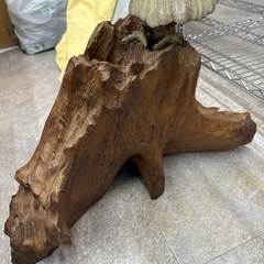 鷹の置物 金属製の画像